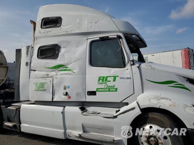 Zdjęcie 9 z 10 samochodu: 2019 VOLVO VN VNL VIN:4V4NC9EH8KN905919 - miniatura