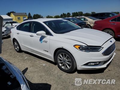Czwarte zdjęcie samochodu z boku: 2017 FORD FUSION SE HYBRID VIN:3FA6P0LU8HR408929 - miniatura
