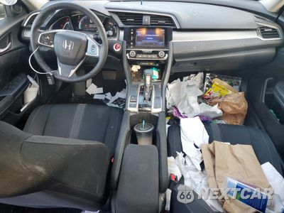 Zdjęcie 8 z 13 samochodu: 2018 HONDA CIVIC EX VIN:2HGFC2F71JH575160 - miniatura