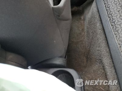 Zdjęcie 10 z 12 samochodu: 2008 PONTIAC G5 VIN:1G2AL18F187231992 - miniatura