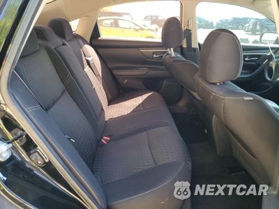 Zdjęcie 11 z 14 samochodu: 2017 NISSAN ALTIMA 2.5 VIN:1N4AL3AP4HC282118 - miniatura