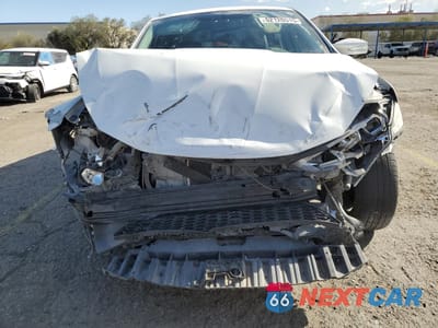 Piąte zdjęcie samochodu w środku: 2016 NISSAN SENTRA S VIN:3N1AB7AP9GY317345 - miniatura