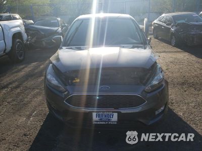 Piąte zdjęcie samochodu w środku: 2018 FORD FOCUS SEL VIN:1FADP3H27JL304114 - miniatura