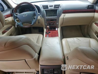 Zdjęcie 8 z 14 samochodu: 2007 LEXUS LS 460 VIN:JTHBL46F675025127 - miniatura