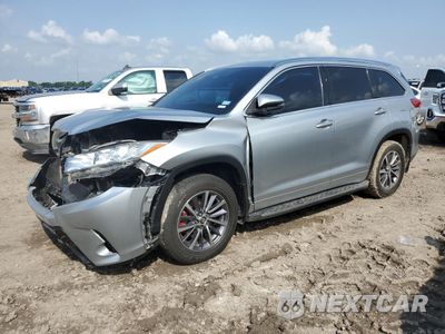 2018 TOYOTA HIGHLANDER SE 5TDKZRFH5JS287401 - główne zdjęcie licytacji z USA - miniatura