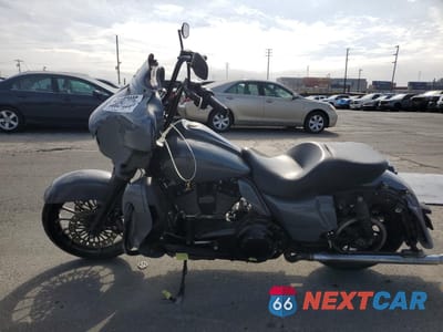Trzecie zdjęcie samochodu z tyłu: 2014 HARLEY-DAVIDSON FLHTK ELECTRA GLIDE ULTRA LIMITED VIN:1HD1KEL15EB646225 - miniatura