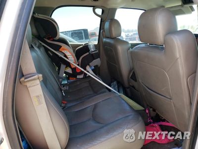 Zdjęcie 11 z 13 samochodu: 2004 CHEVROLET TAHOE C1500 VIN:1GNEC13T64J255705 - miniatura