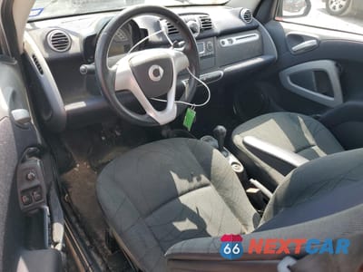 Zdjęcie 8 z 13 samochodu: 2013 SMART FORTWO PURE VIN:WMEEJ3BA9DK678056 - miniatura