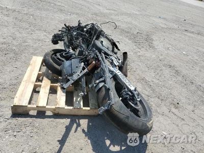 Zdjęcie 7 z 16 samochodu: 2010 BMW S 1000 RR VIN:WB1051705AZV41245 - miniatura