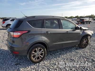 Trzecie zdjęcie samochodu z tyłu: 2018 FORD ESCAPE SE VIN:1FMCU0GD5JUA65605 - miniatura