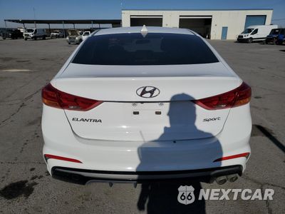 Zdjęcie 6 z 15 samochodu: 2018 HYUNDAI ELANTRA SPORT VIN:KMHD04LBXJU510996 - miniatura