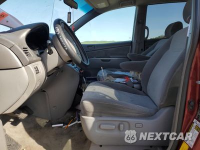 Zdjęcie 7 z 13 samochodu: 2008 TOYOTA SIENNA CE VIN:5TDZK23C68S158371 - miniatura