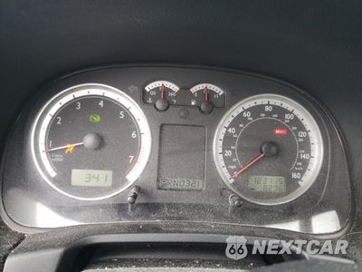 Zdjęcie 9 z 14 samochodu: 2004 VOLKSWAGEN JETTA GL VIN:3VWRK69M24M065961 - miniatura