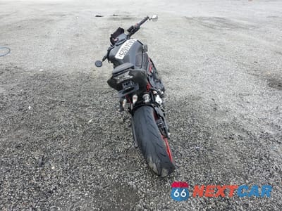 Czwarte zdjęcie samochodu z boku: 2021 KAWASAKI ZR900 F VIN:ML5ZRDF17MDA49809 - miniatura