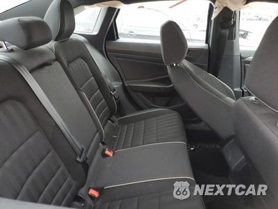 Zdjęcie 10 z 12 samochodu: 2023 VOLKSWAGEN JETTA SPORT VIN:3VWBM7BU1PM026567 - miniatura