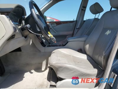 Zdjęcie 7 z 14 samochodu: 2000 MERCEDES-BENZ E 320 VIN:WDBJF65J1YB151080 - miniatura