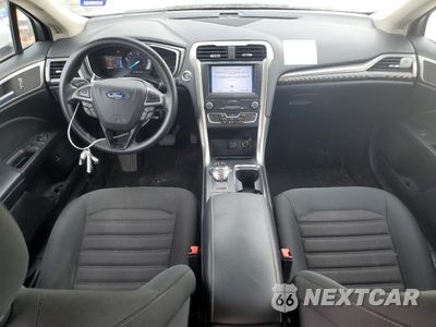 Zdjęcie 8 z 13 samochodu: 2019 FORD FUSION SE VIN:3FA6P0LU3KR124888 - miniatura