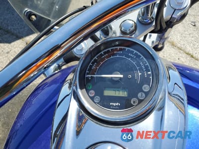 Zdjęcie 7 z 9 samochodu: 2016 HONDA VT1300 CR VIN:JH2SC6614GK600013 - miniatura