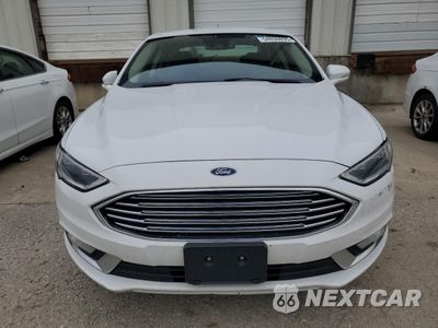 Piąte zdjęcie samochodu w środku: 2017 FORD FUSION SE HYBRID VIN:3FA6P0LU1HR409663 - miniatura