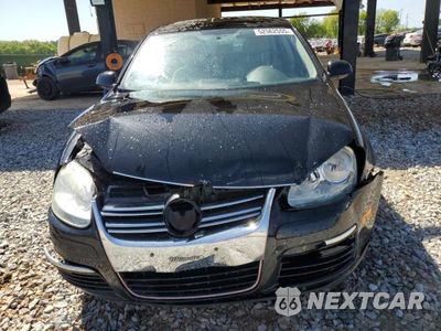 Piąte zdjęcie samochodu w środku: 2010 VOLKSWAGEN JETTA LIMITED VIN:3VWAX7AJ7AM076181 - miniatura