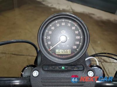 Zdjęcie 7 z 9 samochodu: 2016 HARLEY-DAVIDSON XL883 IRON 883 VIN:1HD4LE211GC435385 - miniatura