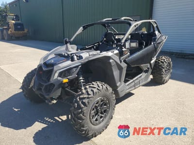 Drugie zdjęcie samochodu z przodu: 2018 CAN-AM MAVERICK X3 X DS TURBO R VIN:3JBVDAW49JK001848 - miniatura