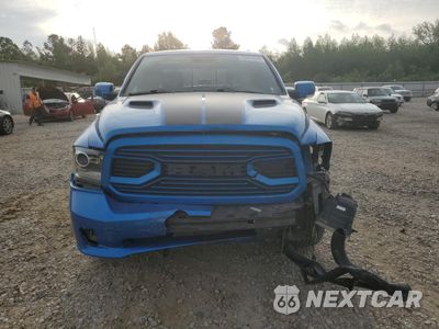 Piąte zdjęcie samochodu w środku: 2018 RAM 1500 SPORT VIN:1C6RR7MT4JS220040 - miniatura