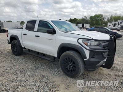 Czwarte zdjęcie samochodu z boku: 2023 CHEVROLET COLORADO TRAIL BOSS VIN:1GCPTEEKXP1172179 - miniatura