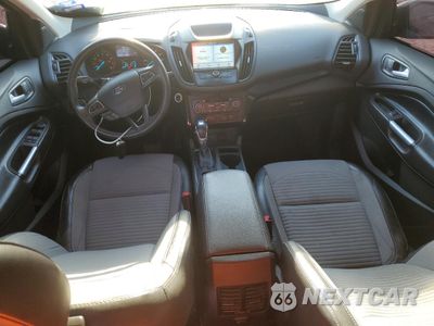 Zdjęcie 8 z 13 samochodu: 2019 FORD ESCAPE SE VIN:1FMCU0GD6KUB77802 - miniatura