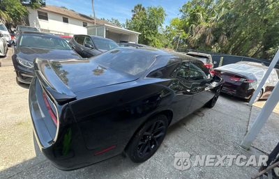 Czwarte zdjęcie samochodu z boku: 2019 DODGE CHALLENGER SXT VIN:2C3CDZAG1KH739642 - miniatura