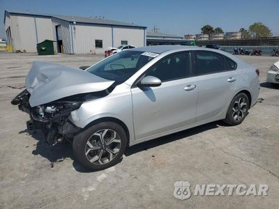 2020 KIA FORTE FE 3KPF24AD8LE142637 - główne zdjęcie licytacji z USA - miniatura