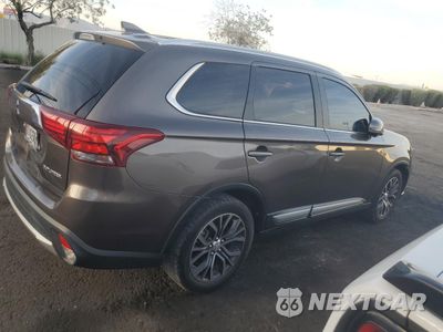 Trzecie zdjęcie samochodu z tyłu: 2017 MITSUBISHI OUTLANDER SE VIN:JA4AD3A35HZ053233 - miniatura