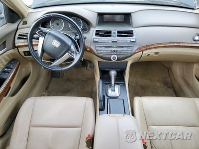 Zdjęcie 8 z 12 samochodu: 2008 HONDA ACCORD EXL VIN:JHMCP26898C041818 - miniatura
