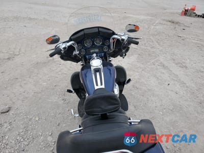Zdjęcie 6 z 9 samochodu: 2013 HARLEY-DAVIDSON FLHTK ELECTRA GLIDE ULTRA LIMITED VIN:1HD1KEM13DB636564 - miniatura
