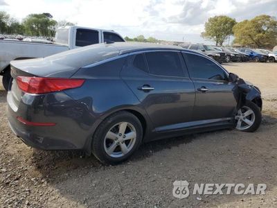 Trzecie zdjęcie samochodu z tyłu: 2015 KIA OPTIMA LX VIN:5XXGM4A71FG482376 - miniatura