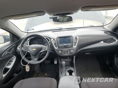 Zdjęcie 8 z 13 samochodu: 2017 CHEVROLET MALIBU LS VIN:1G1ZB5ST3HF235421 - miniatura