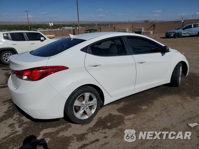 Trzecie zdjęcie samochodu z tyłu: 2013 HYUNDAI ELANTRA GLS VIN:5NPDH4AEXDH207287 - miniatura