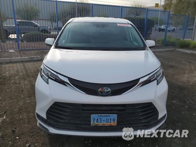 Piąte zdjęcie samochodu w środku: 2021 TOYOTA SIENNA LE VIN:5TDKRKEC9MS026242 - miniatura
