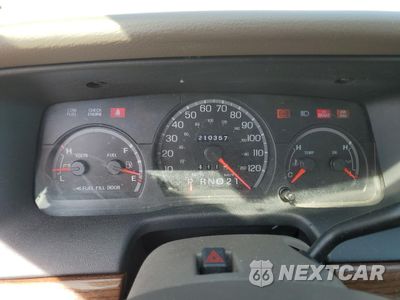Zdjęcie 9 z 14 samochodu: 2004 FORD CROWN VICTORIA VIN:2FAFP73W84X121726 - miniatura