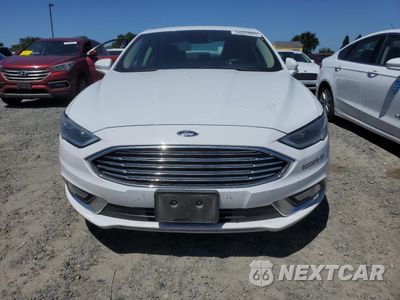 Piąte zdjęcie samochodu w środku: 2017 FORD FUSION SE HYBRID VIN:3FA6P0LU8HR359540 - miniatura