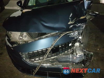 Zdjęcie 7 z 8 samochodu: 2023 POLESTAR 2 VIN:YSMET3KA4PL121146 - miniatura