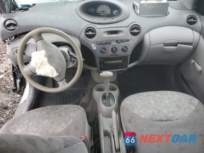 Zdjęcie 8 z 12 samochodu: 2002 TOYOTA ECHO VIN:JTDBT123320207790 - miniatura
