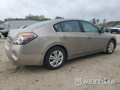 Trzecie zdjęcie samochodu z tyłu: 2012 NISSAN ALTIMA BASE VIN:1N4AL2AP7CN570657 - miniatura