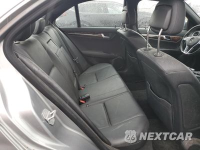 Zdjęcie 10 z 12 samochodu: 2012 MERCEDES-BENZ C 300 4MATIC VIN:WDDGF8BB8CR199833 - miniatura