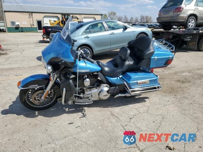 Trzecie zdjęcie samochodu z tyłu: 2011 HARLEY-DAVIDSON FLHTK VIN:1HD1KEM16BB622574 - miniatura