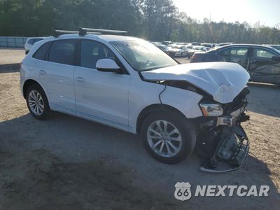 Czwarte zdjęcie samochodu z boku: 2017 AUDI Q5 PREMIUM VIN:WA1C2AFP3HA034810 - miniatura