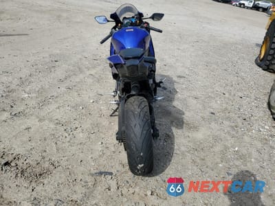 Czwarte zdjęcie samochodu z boku: 2022 YAMAHA YZFR7 VIN:JYARM38E3NA000343 - miniatura
