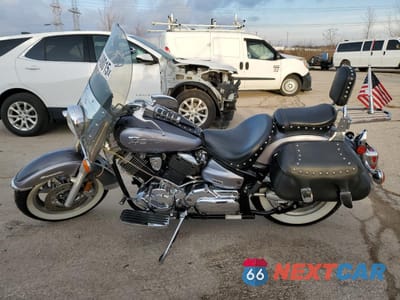 Trzecie zdjęcie samochodu z tyłu: 2004 YAMAHA XVS1100 A VIN:JYAVP11E54A061261 - miniatura
