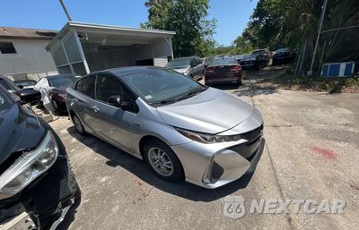2017 TOYOTA PRIUS PRIME JTDKARFP1H3005961 - główne zdjęcie licytacji z USA - miniatura