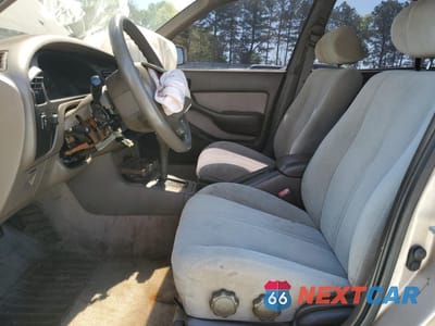 Zdjęcie 7 z 14 samochodu: 1995 TOYOTA CAMRY LE VIN:4T1SK12E1SU492613 - miniatura